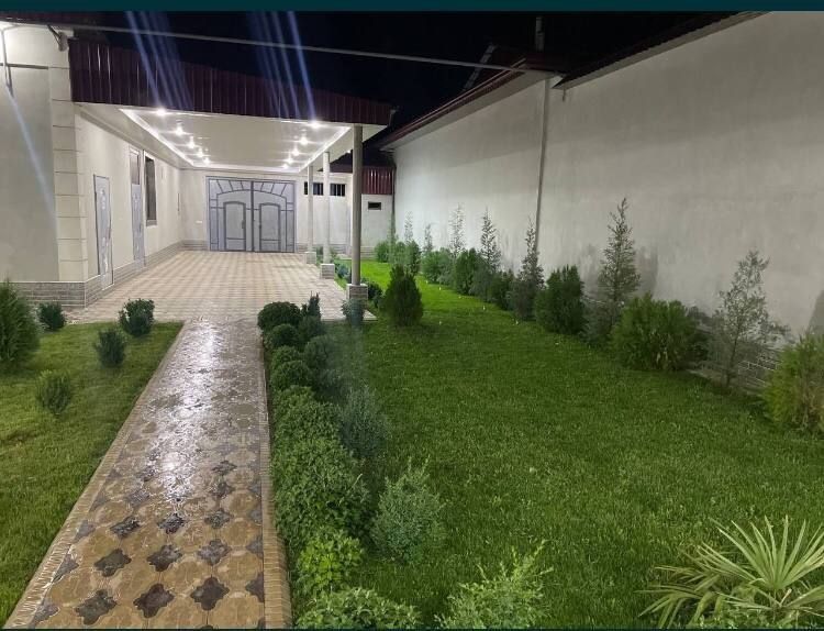 Дача с зимним бассейнам без посредников