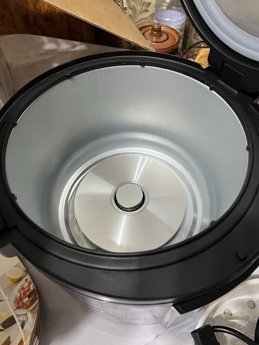 Продам Мультиварку Polaris IQ Home