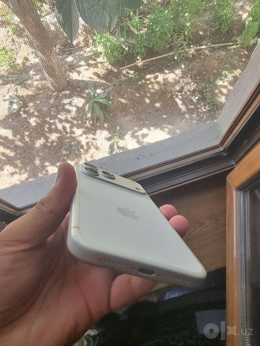 iPhone 17 pro max 512 sotiladi yoki obmen