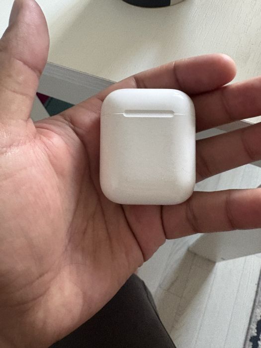Продаю AirPods оригиналы
