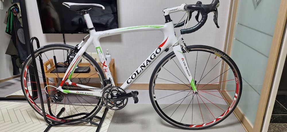 Шоссейний велосипед Colnago CLX 3.0 карбонивий