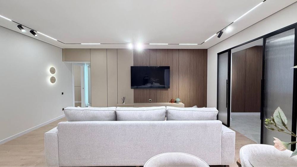 Продается новая 4х ком квартира / МВД / авторский проект 77 серия