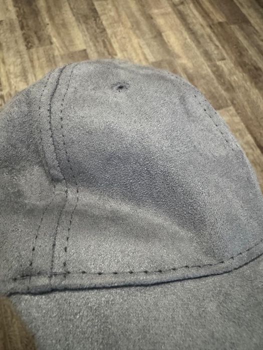 Продам кепку женскую