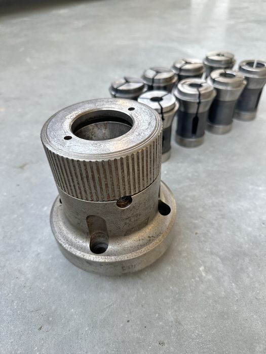 Цанков патронник за струг CNC ЦПУ с комплект цанги