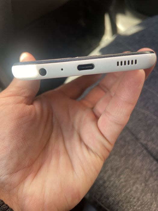 Самсунг А 10