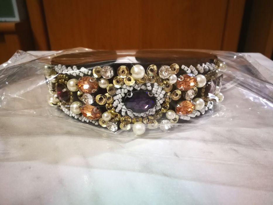 Красивый ободок для волос