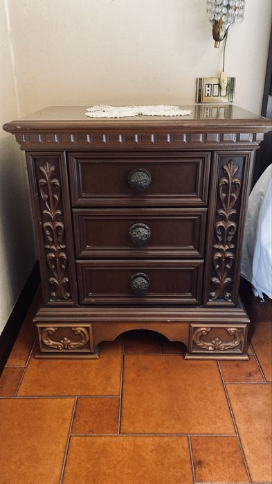 Dormitor lemn masiv pat + dulap