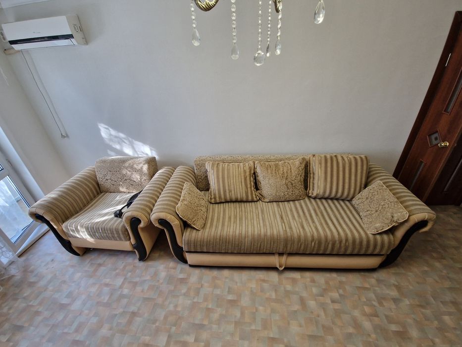 Диван с креслом (набор)