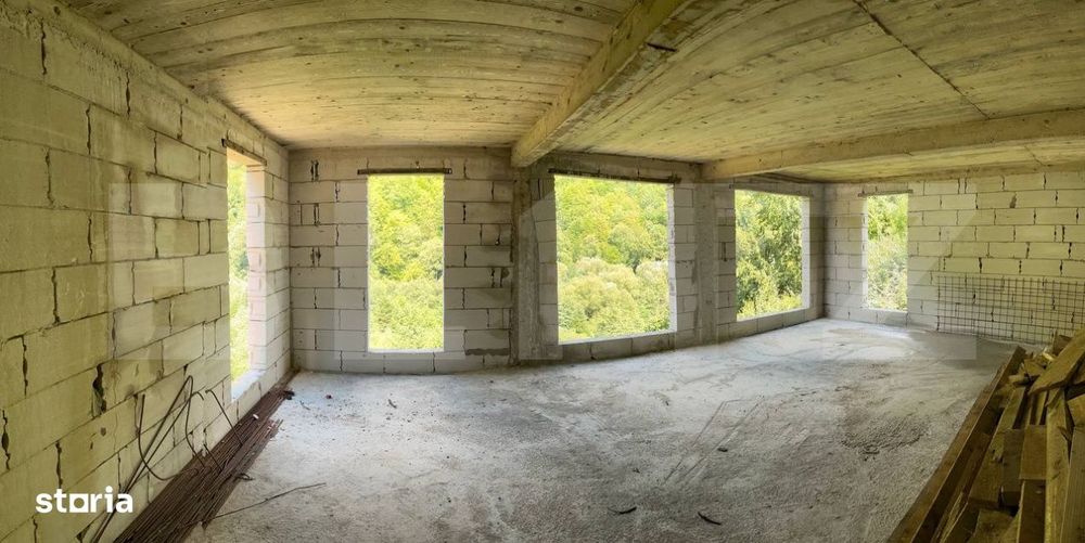 Cabana 5 camere, teren de 1000 mp, Valea Ierii