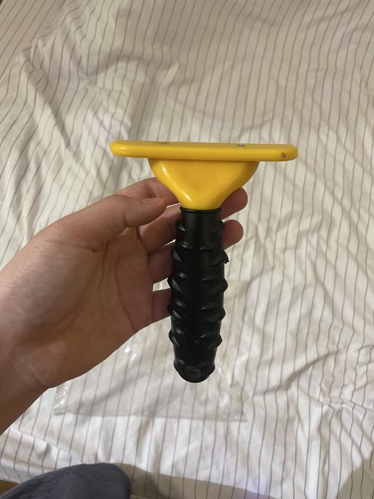 Расчески  для шерсти кошек