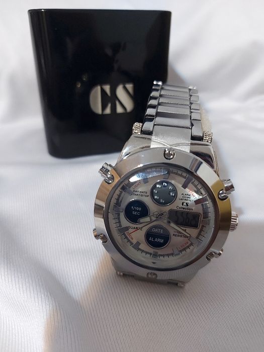 Ceas CS Nou cu mecanism automat și Digital  schimb cu telefon S24 ,25 ultra sau iphone 16,17,sau Camera 360