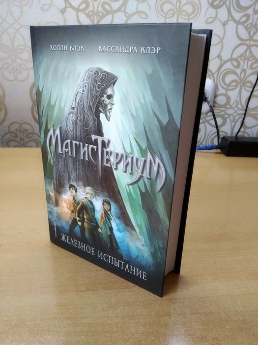 Продаются  книги