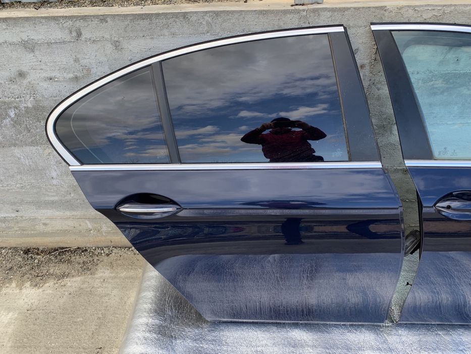 Usi dreapta / Portiere dreapta BMW Seria 5 F10 F11 : Imperial Blue A89