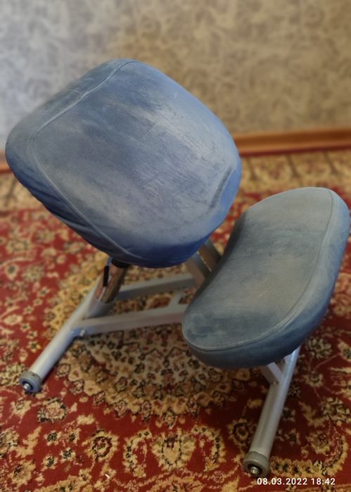 Стул для коррекции осанки