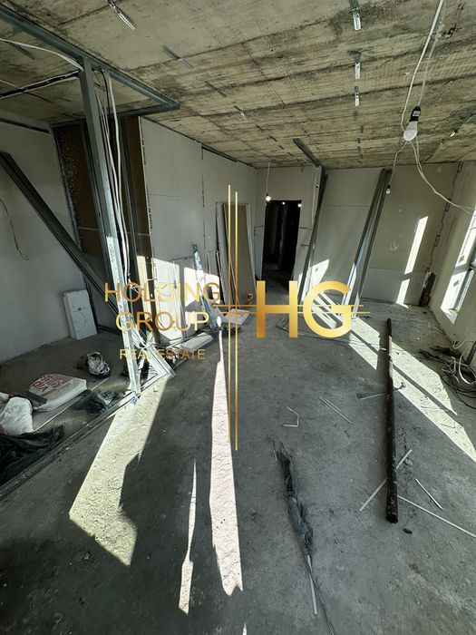 Продава се Тристаен апартамент в Варна, м-т Траката - 125 кв.м за 1520 €/кв.м - Снимка #9