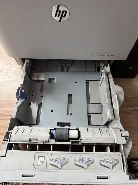 Imprimanta HP LaserJet 600 M602