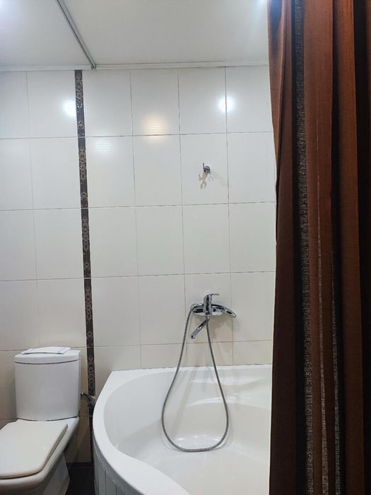 ЖК Bobur Residence ул Бабур Бизнес Класс вид во двор с ремонтом