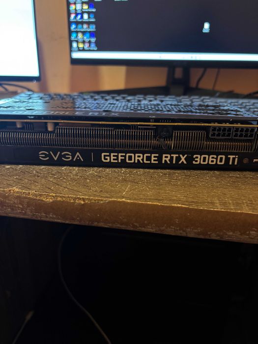 EVGA GeForce RTX 3060 Ti FTW3 8GB Ultra Gaming\ ASUS TUF Gaming GeForce RTX™ 3060 Ti OC Edition 8GB GDDR6