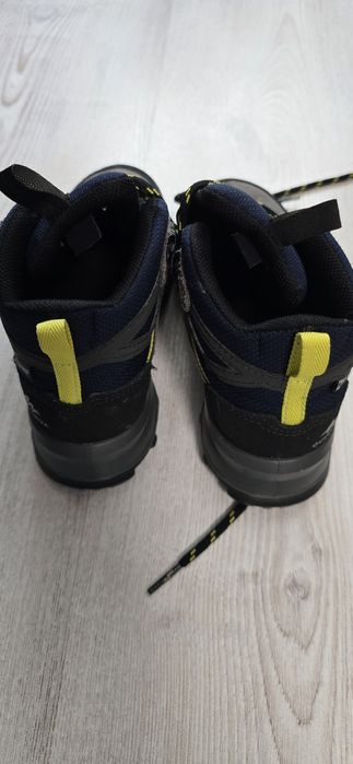 Bocanci impermeabili