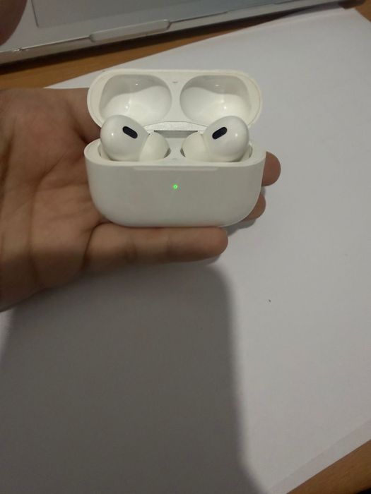 Продам наушники Airpods Pro 2