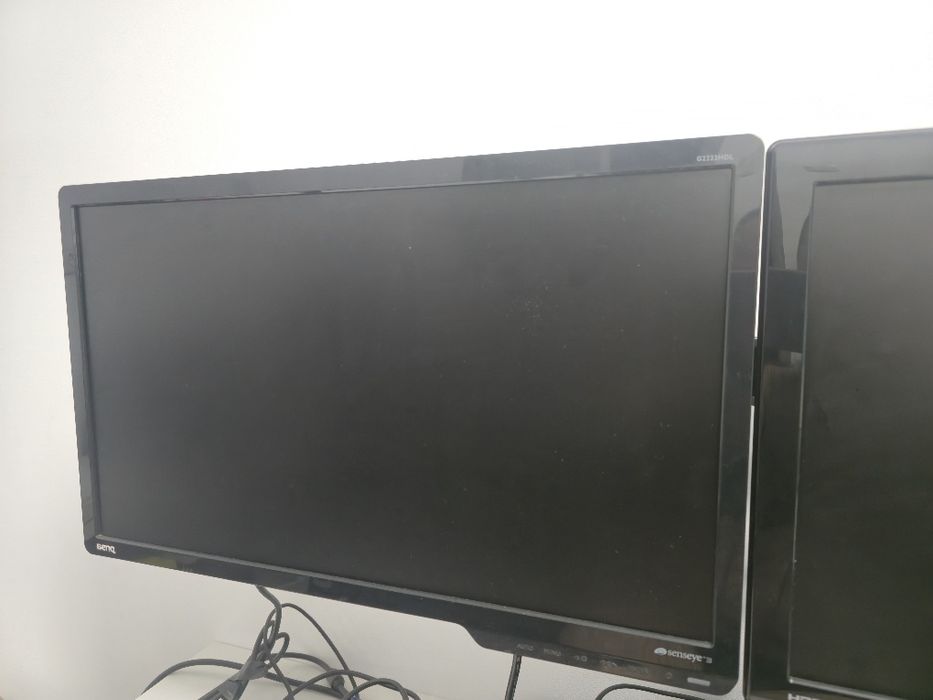 Vand 2 Monitoare Benq Full HD 21 Inch