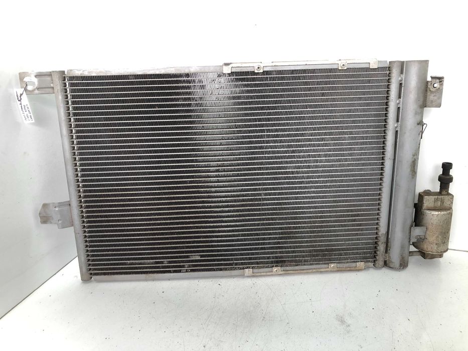 Радиатор климатик от Opel zafira a 2000г