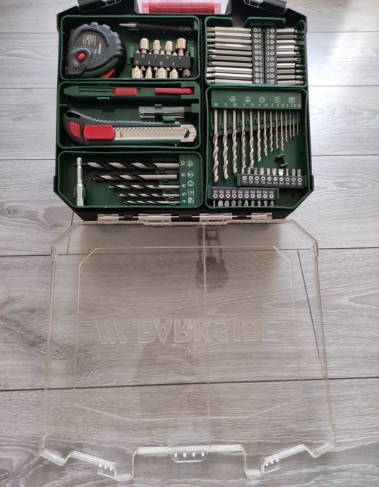 Trusa bormasina 20 V Parkside cu 2 acumulatori incarcator