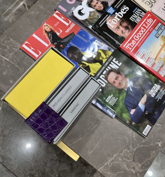 Clip magnetic pentru bani din piele de crocodil – lucrat manual