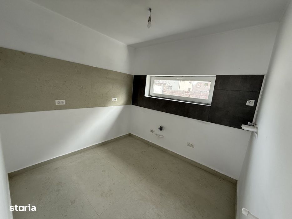 Casa P+1+pod in Bragadiru- Curte mare- Complex Privat