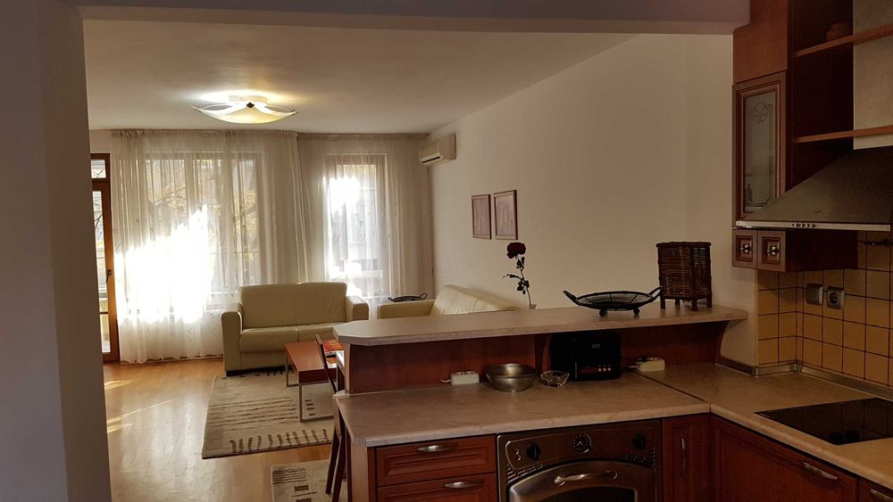 Дава се под наем Тристаен апартамент в Варна, Спортна зала - 86 кв.м за 700 € - Снимка #2