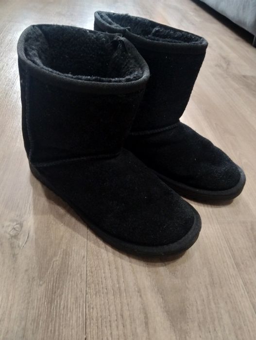 Отдам пакет вещей