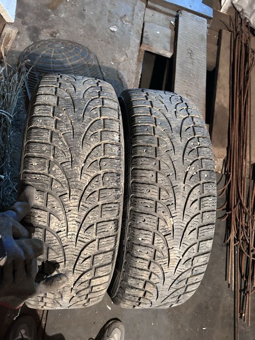 225/60 r17 два балона зимней резины