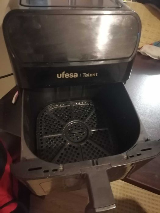 Еър фрайър Ufesa