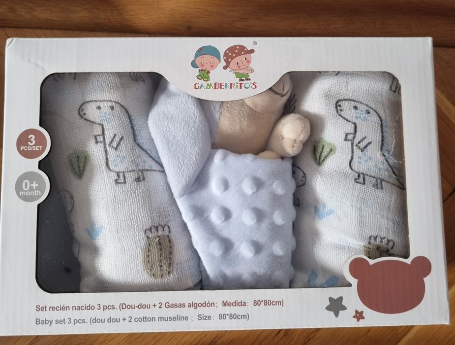 Комплект пелени и кърпа за гушкане