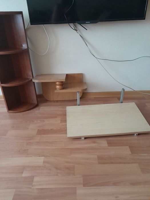 Продам полочки деревянные