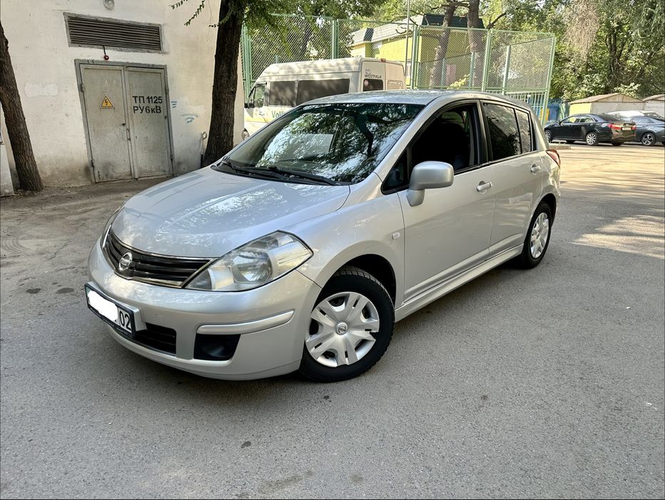 Nissan Tiida в хорошем состоянии