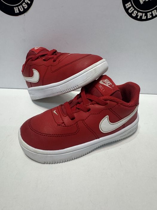 Маратонки NIKE AIR FORCE 1 . Номер 25