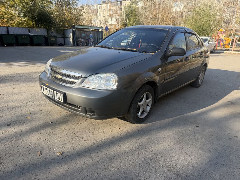 Автомобиль Chevrolet Lachetti