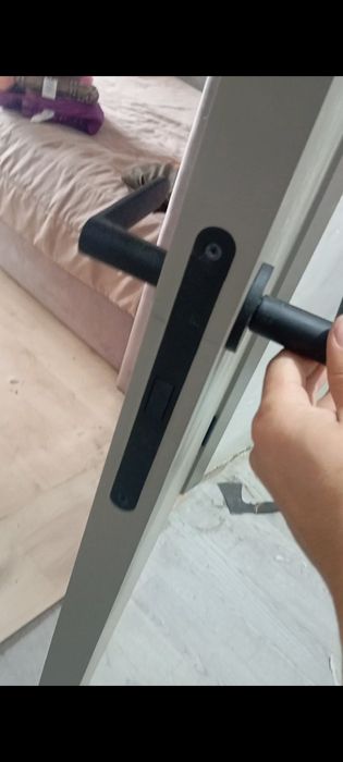 Установка межкомнатной двери