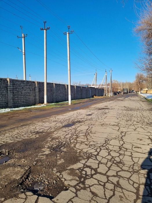 Ер сотилади 143 сутих Чирчик шахар