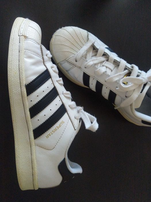 Vând pantofi sport "Adidas originals" mărimea 38