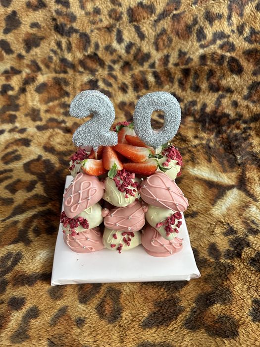 Клубника в шоколаде от 3000тг