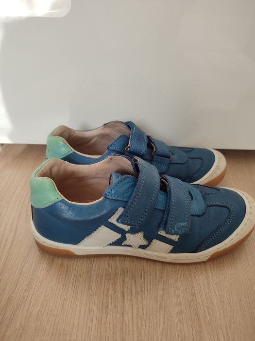 Спортни обувки естествена кожа,32 номер