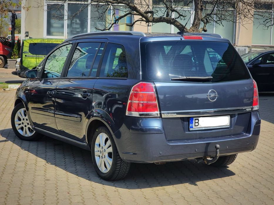 Parc Auto/Opel Zafira/2.0D/7 Locuri