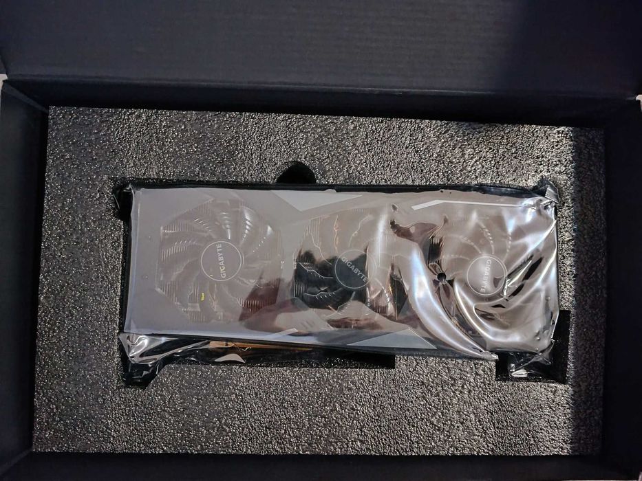 Placa video Gigabyte RX 5700 XT