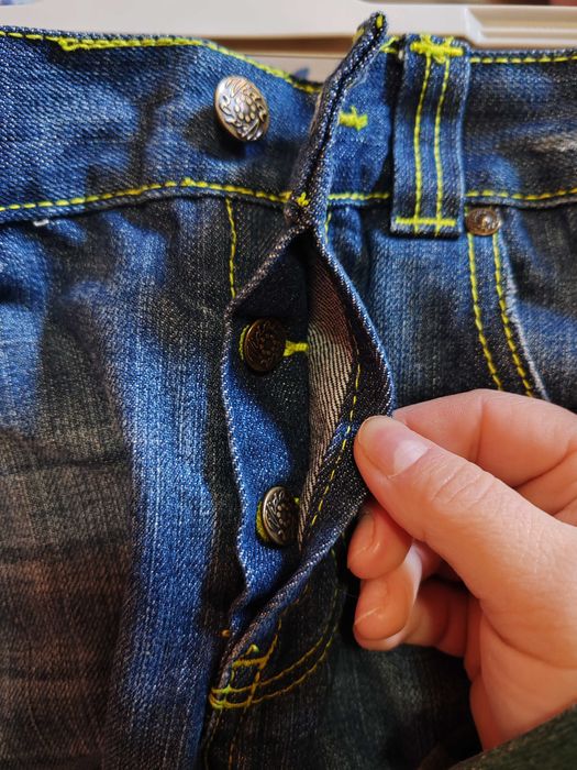 Blugi scurți pentru bărbați