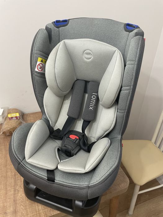 Детсоке автокресло Tomix