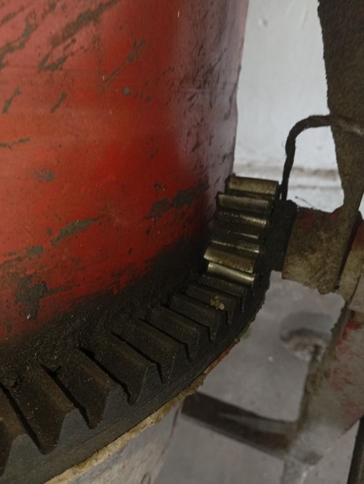 Бетоныймешалка..