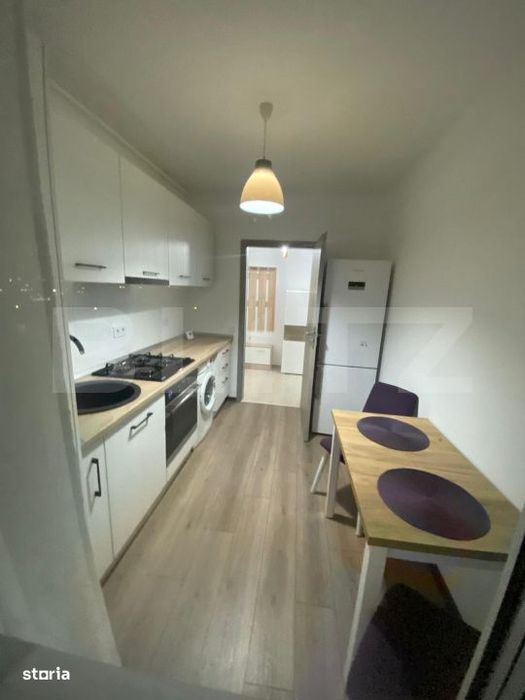 Apartament cu 3 camere, 79 mp, etaj 2, zona Penny — fotografia 1
