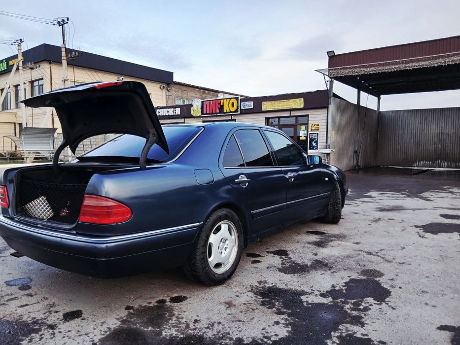 Мерседес_Веnz Е230